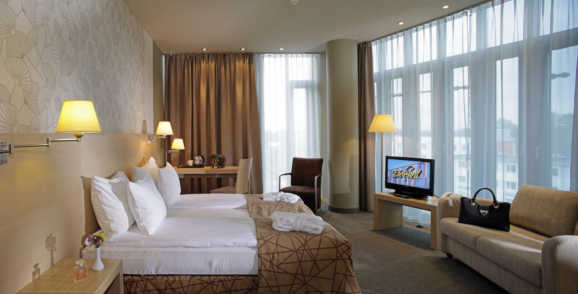 Rixwell Elefant Hotel Рига Экстерьер фото