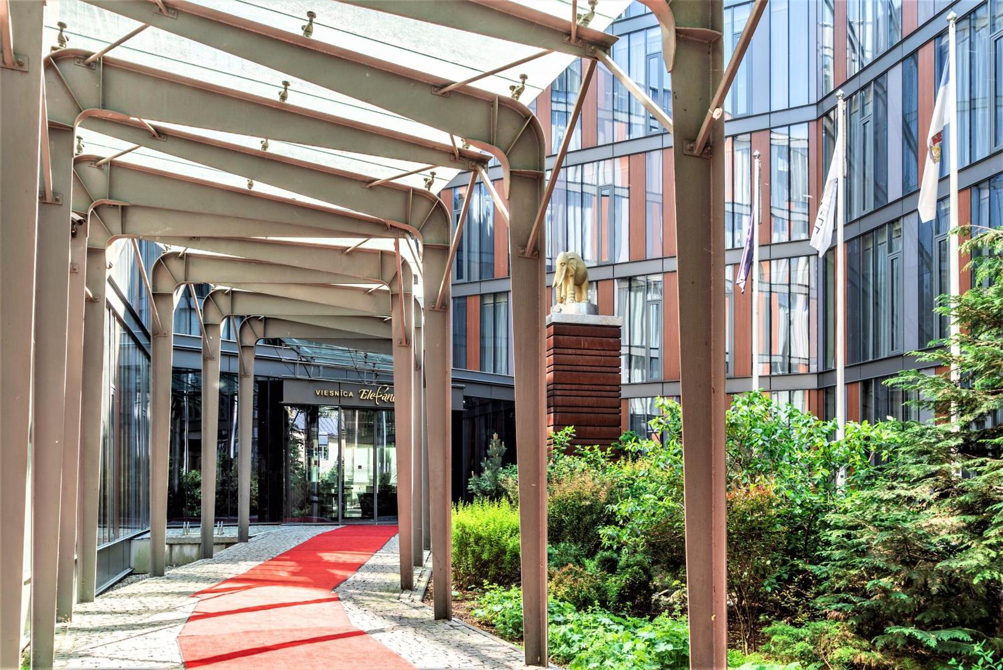 Rixwell Elefant Hotel Рига Экстерьер фото